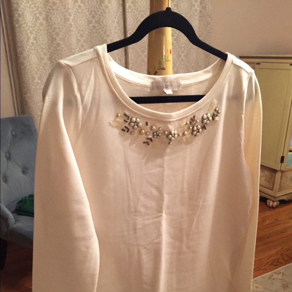 color cream % 100 made by loft  top